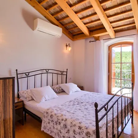 Taki With Private Pool Near Rovinj Tatil Evi