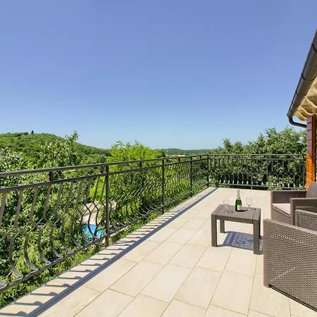 Tatil Evi Taki With Private Pool Near Rovinj *