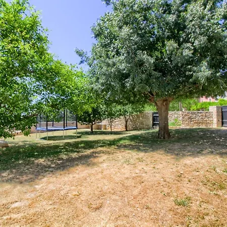 Taki With Private Pool Near